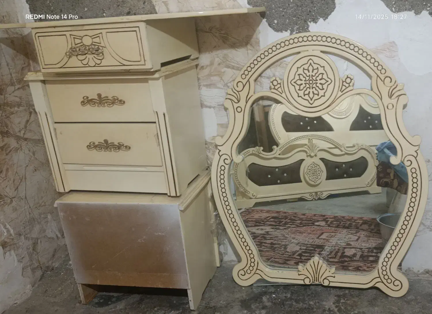 سرویس خواب|تخت و سرویس خواب|بروجرد, |دیوار