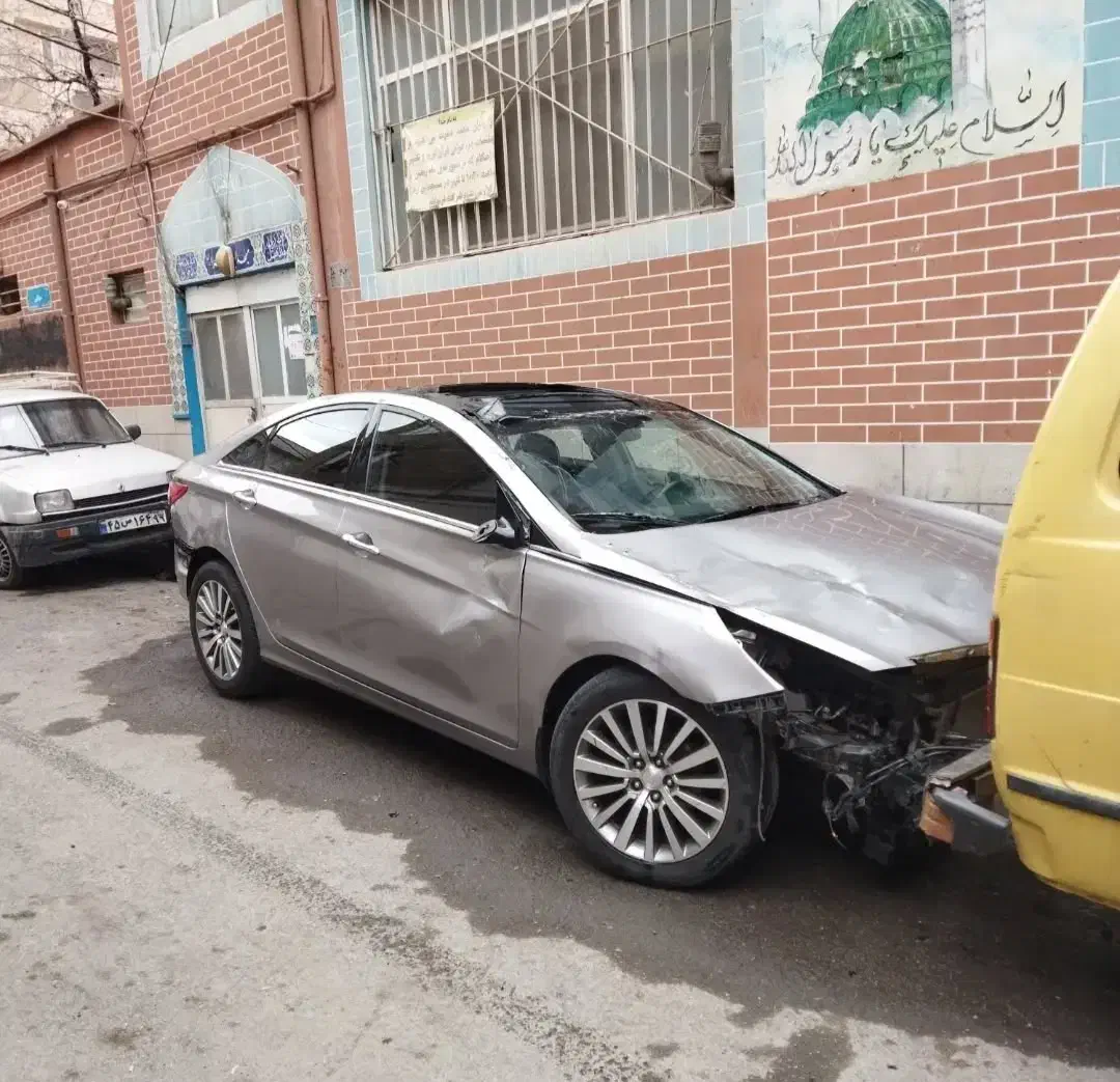 مشاور و خریدار خودروهای تصادفی وچپی|خودرو سواری و وانت|تهران, دروس|دیوار