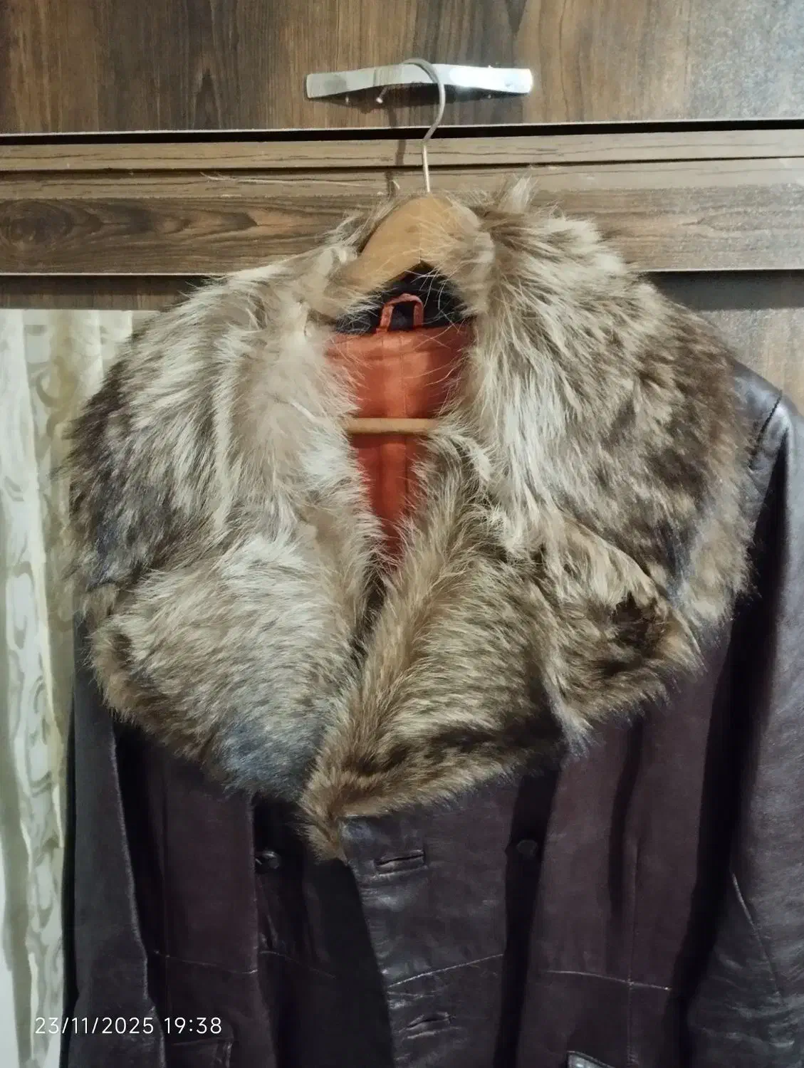 پالتو چرم دور خز|لباس|تهران, مینای شمالی (مخبر)|دیوار