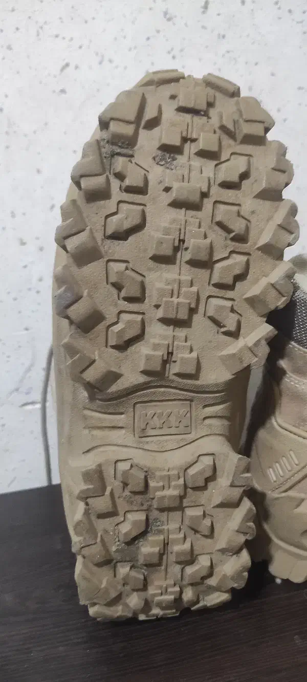 کفش کوهنوردی kkk آمریکایی اصلی|کوهنوردی و کمپینگ|یاسوج, |دیوار