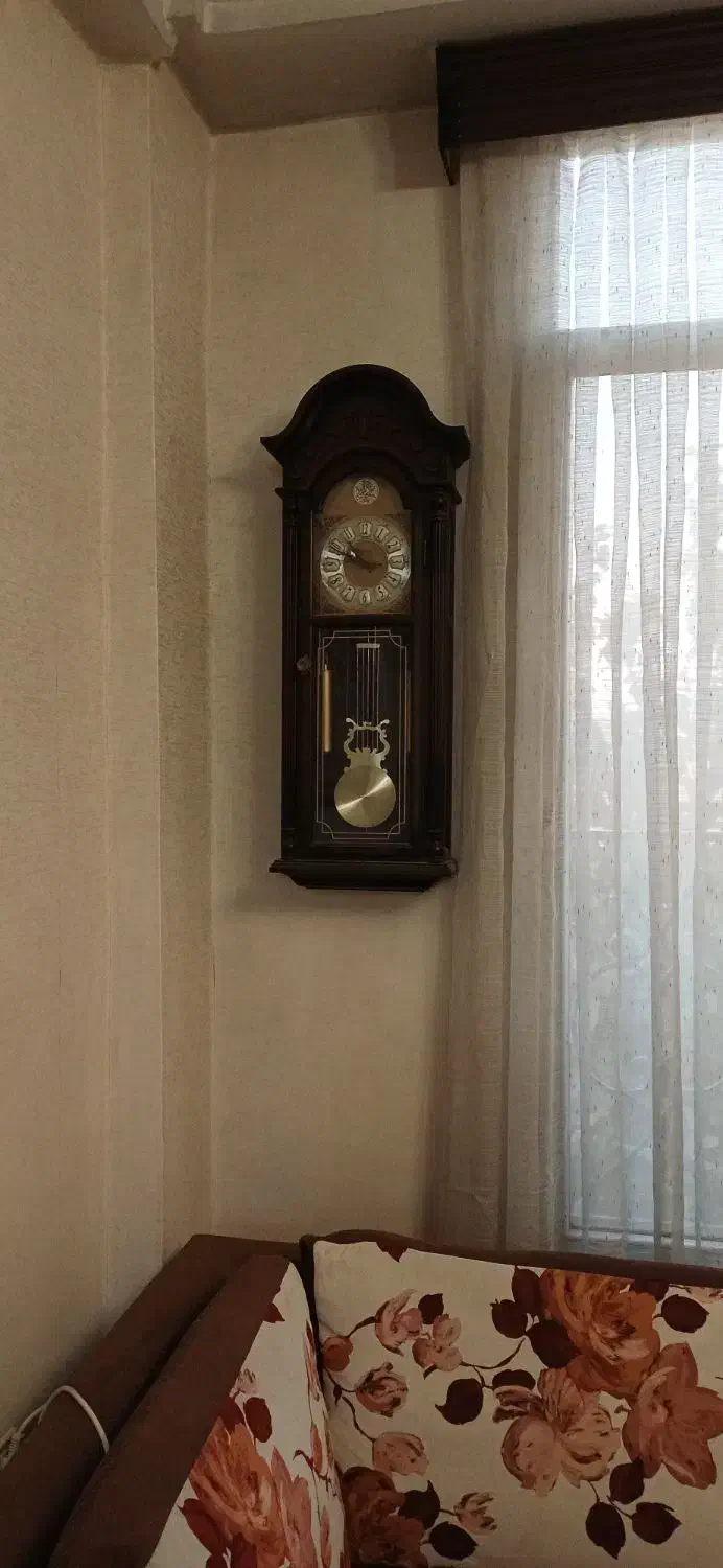 ساعت دیواری|ساعت دیواری و تزئینی|ری, جوانمرد قصاب|دیوار