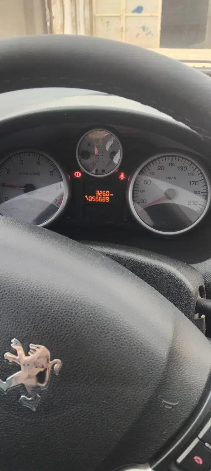 فروش۲۰۷i-1402|خودرو سواری و وانت|تربت‌حیدریه, آسایش|دیوار