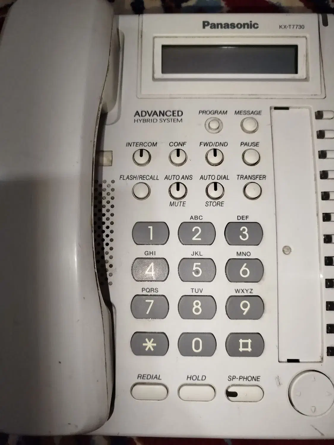 تلفن پاناسونیک اصلی|تلفن رومیزی|سبزوار, ولیعصر (نجار آباد)|دیوار