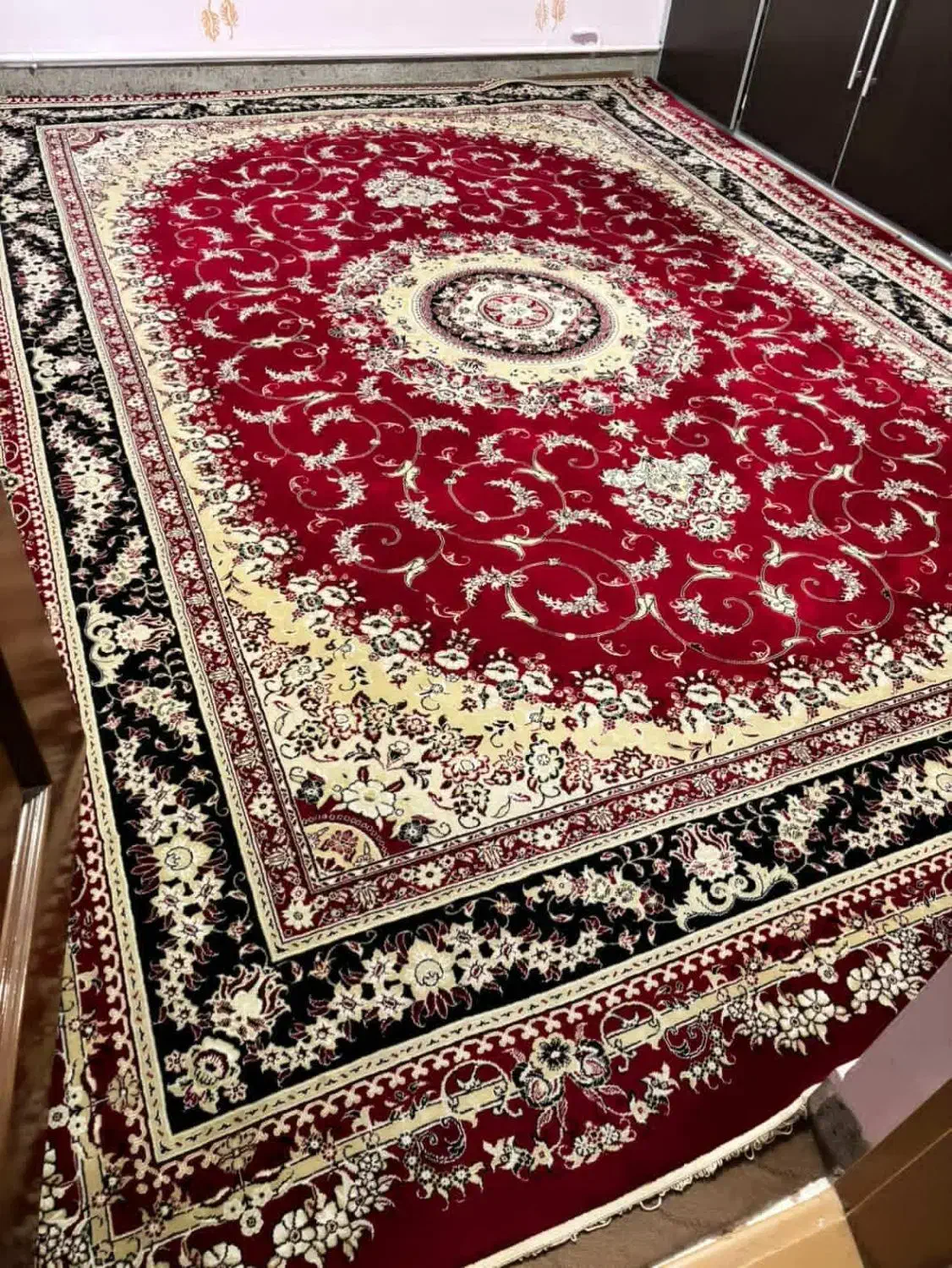 فرش ماشینی|فرش|میانه, |دیوار