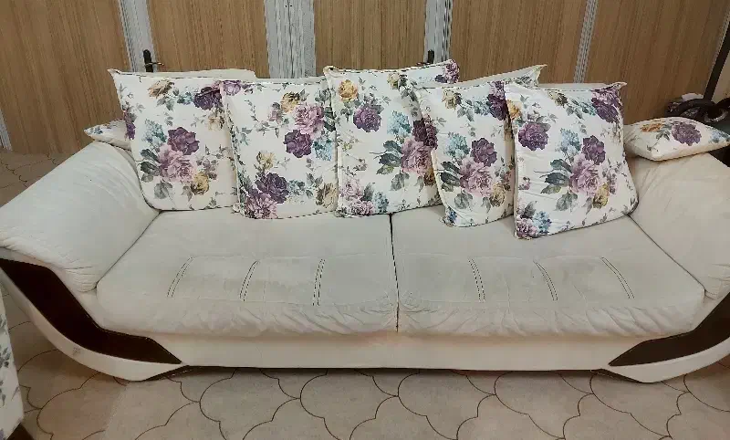 مبل ۷ نفره راحتی|مبلمان خانگی و میز عسلی|قم, عمار یاسر|دیوار