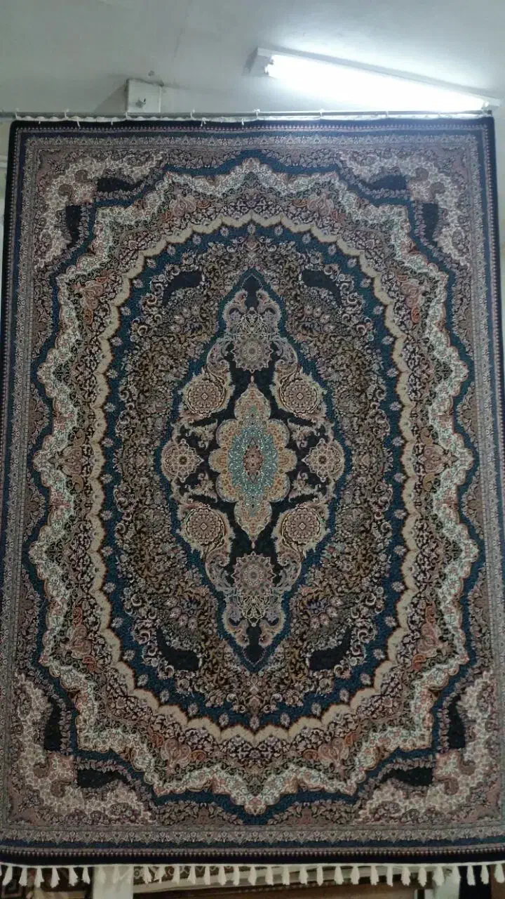 فرش ۹ متری پاتریس یک عدد تراکم ۲۵۵۰|فرش|اراک, |دیوار