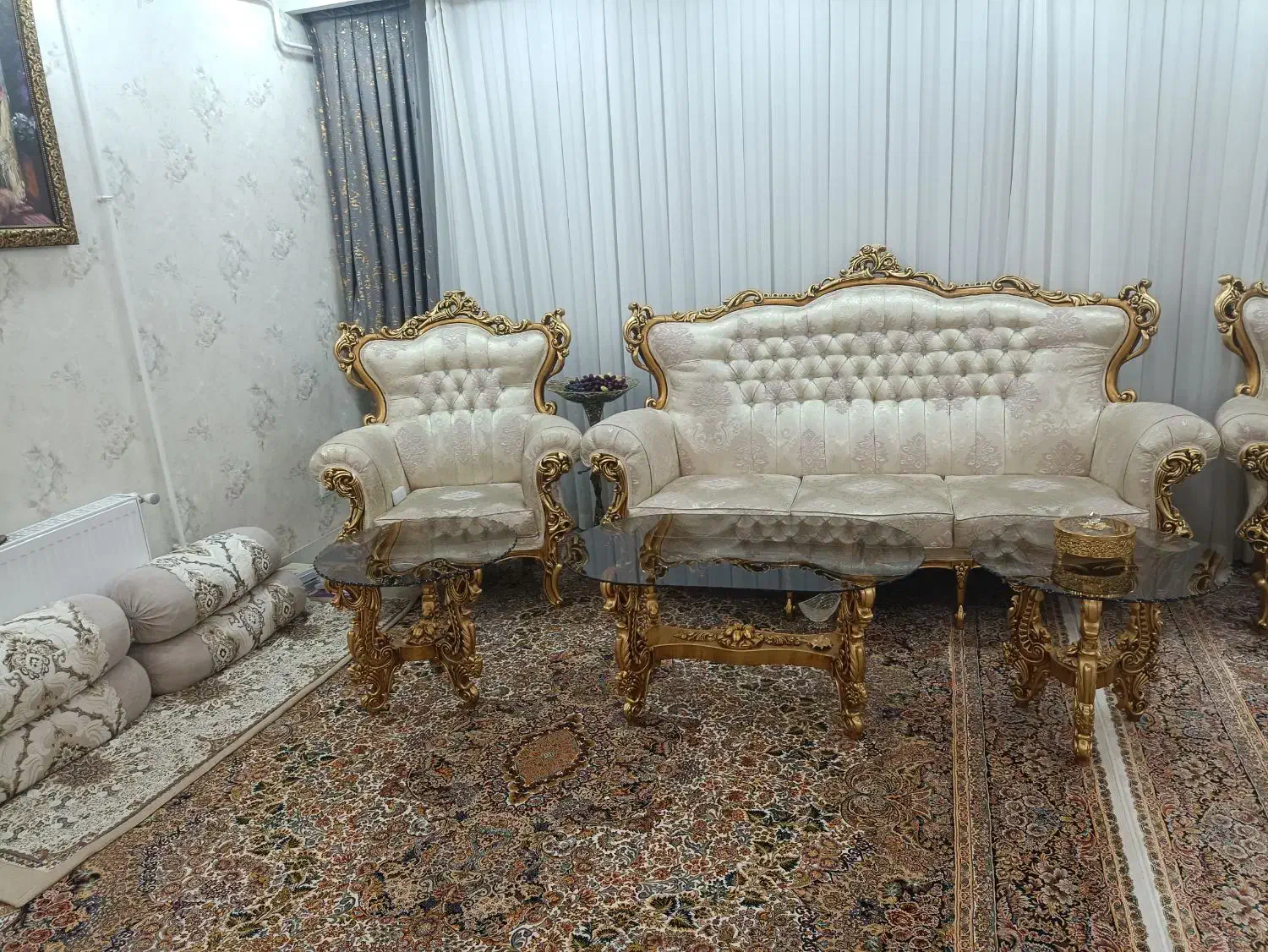 مبل و فرش|مبلمان خانگی و میز عسلی|سقز, |دیوار