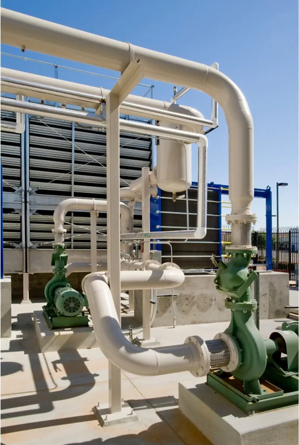 خدمات نصب، اجرا و راه اندازی ادوات تاسیسات و تهویه|خدمات پیشه و مهارت|شیراز, چنچنه|دیوار