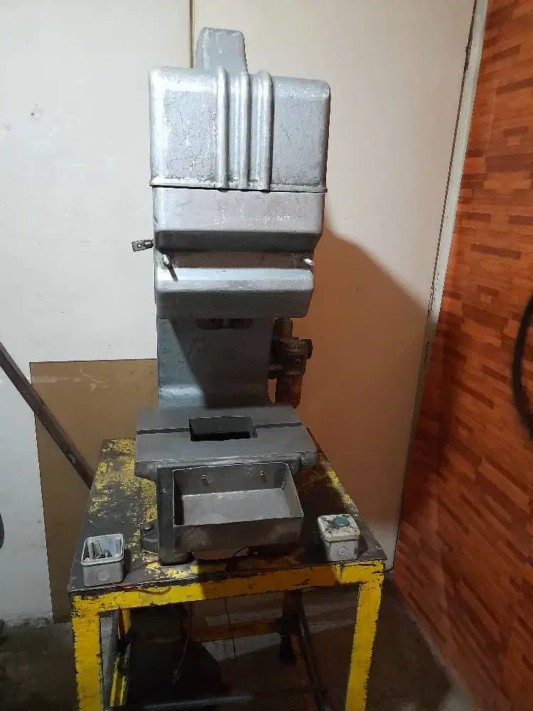 پرس بادی پنوماتیک ضربه ای انگلیسی|ماشین‌آلات صنعتی|تهران, یافت آباد جنوبی|دیوار