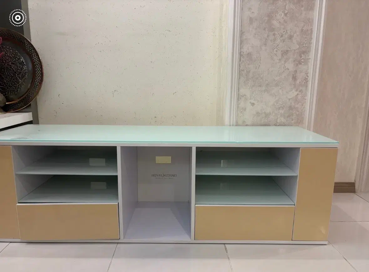 میز تلویزیون برند رویال اصل و با کیفیت و زیبا|مبلمان خانگی و میز عسلی|اردبیل, |دیوار
