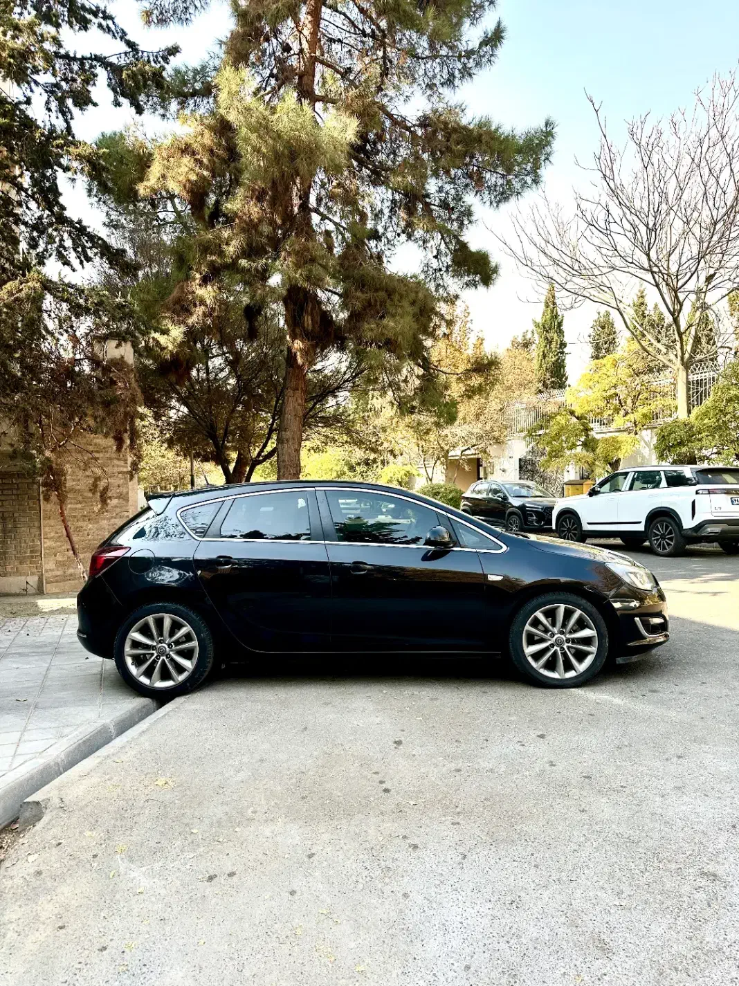 اپل آسترا (۱۶۰۰ توربو) ۲۰۱۴|خودرو سواری و وانت|تهران, قیطریه|دیوار