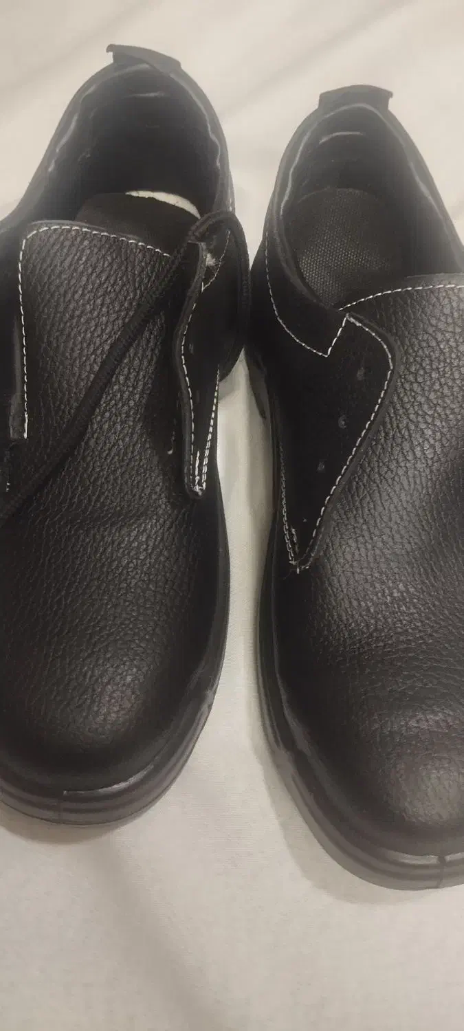 کفش کار|کیف، کفش، کمربند|قرچک, زیبا شهر|دیوار