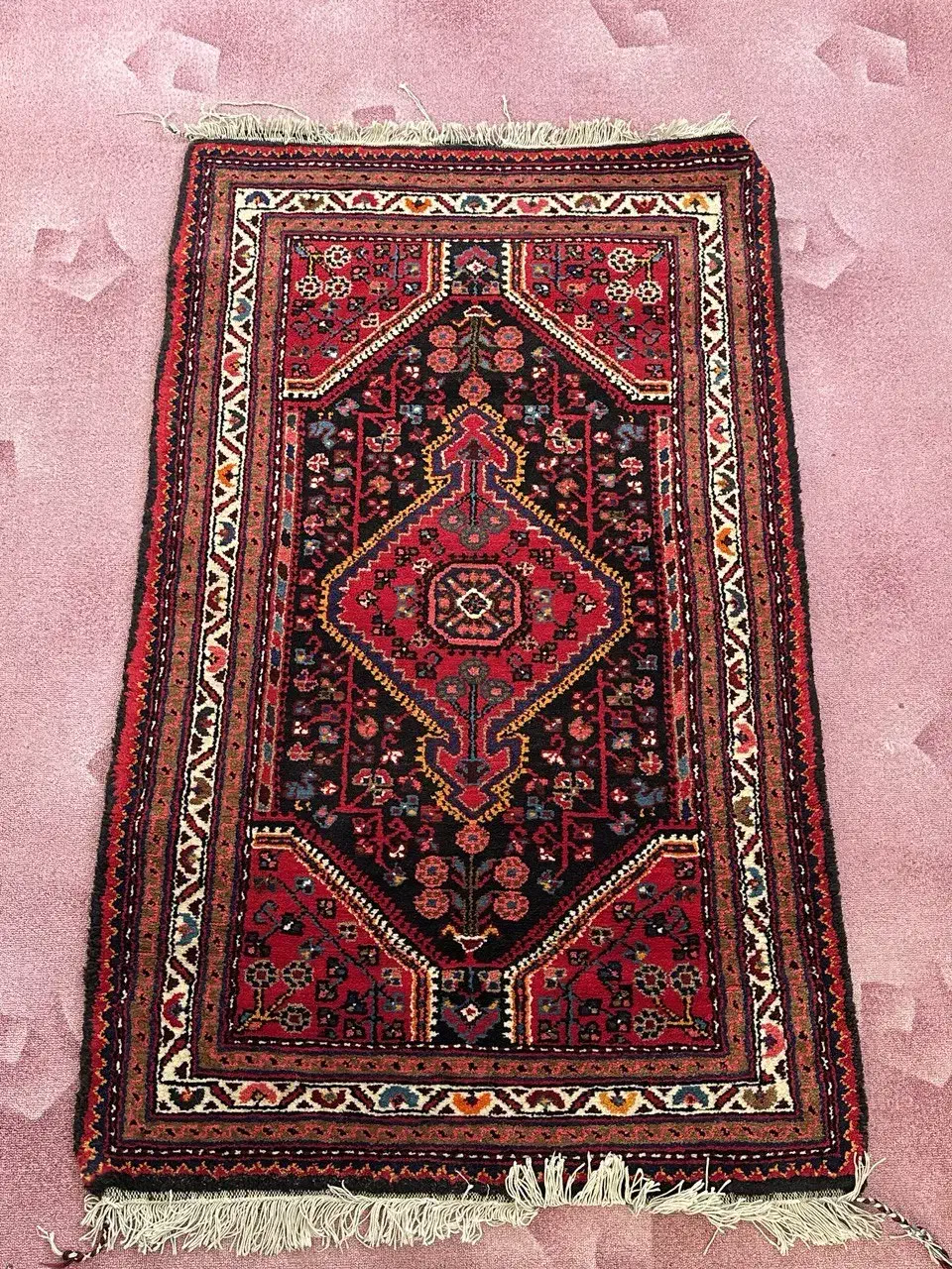 فرش قدیمی ۵ چارکی|فرش|تویسرکان, |دیوار