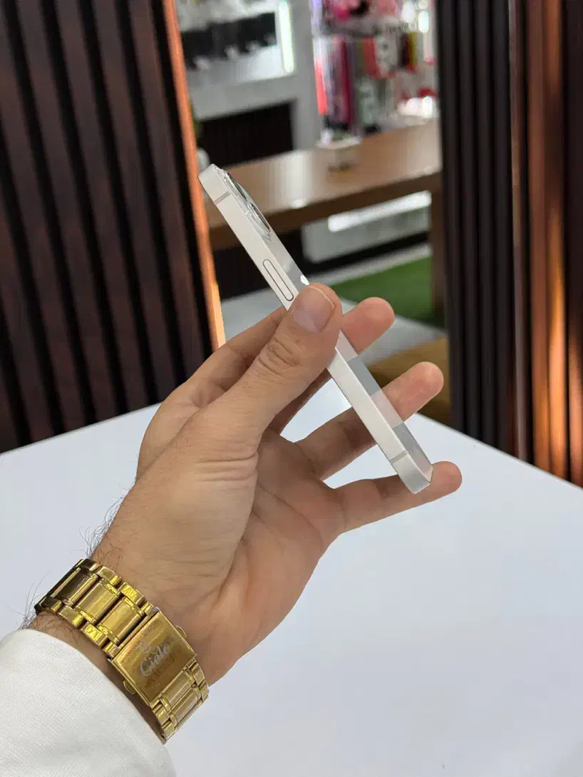 13 Normal 256|موبایل|اصفهان, مرداویج|دیوار