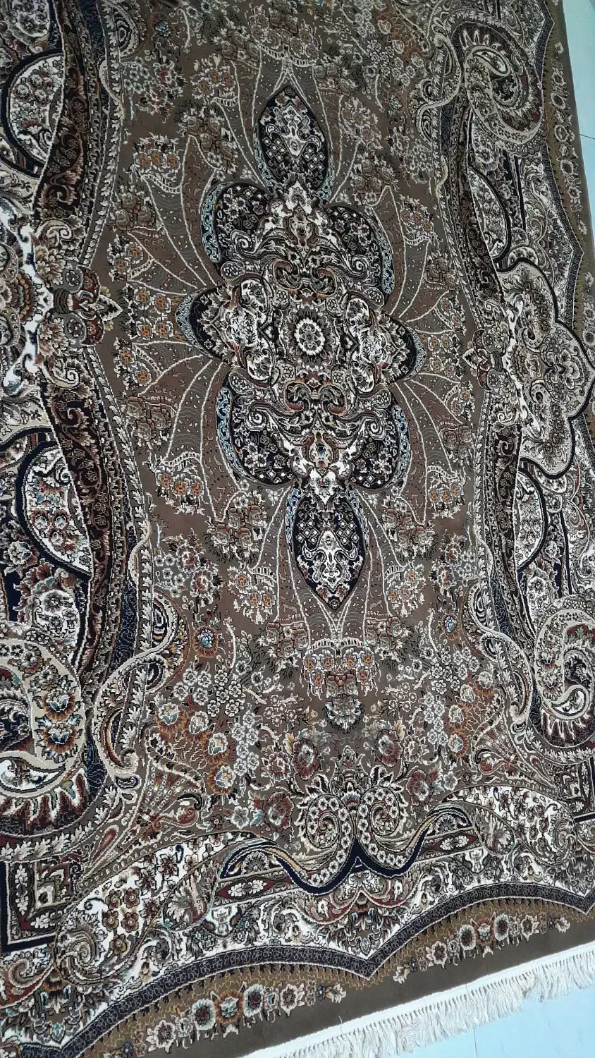 فرش شش متری ۴ تخته گردویی شاهپسند ۷۰۰شانه|فرش|سنندج, |دیوار