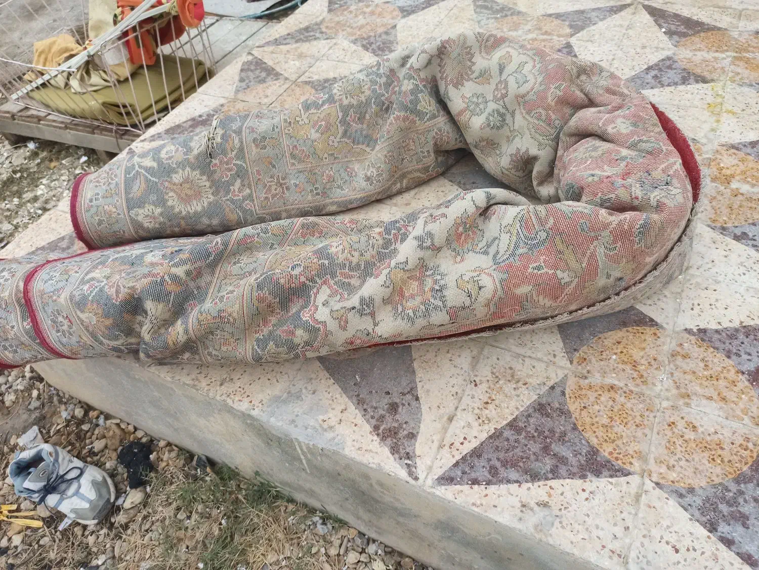 فرش و میز تلویزیون|فرش|بندر گناوه, |دیوار