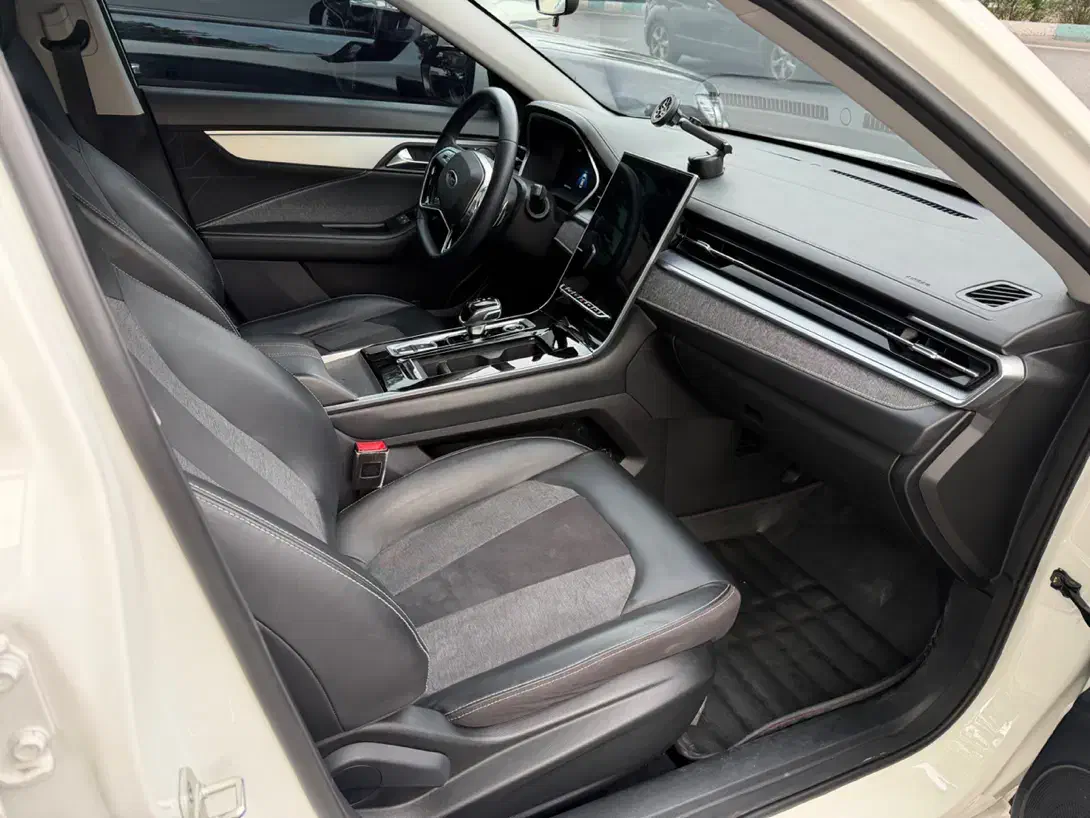 J7 1401|خودرو سواری و وانت|تهران, درختی|دیوار