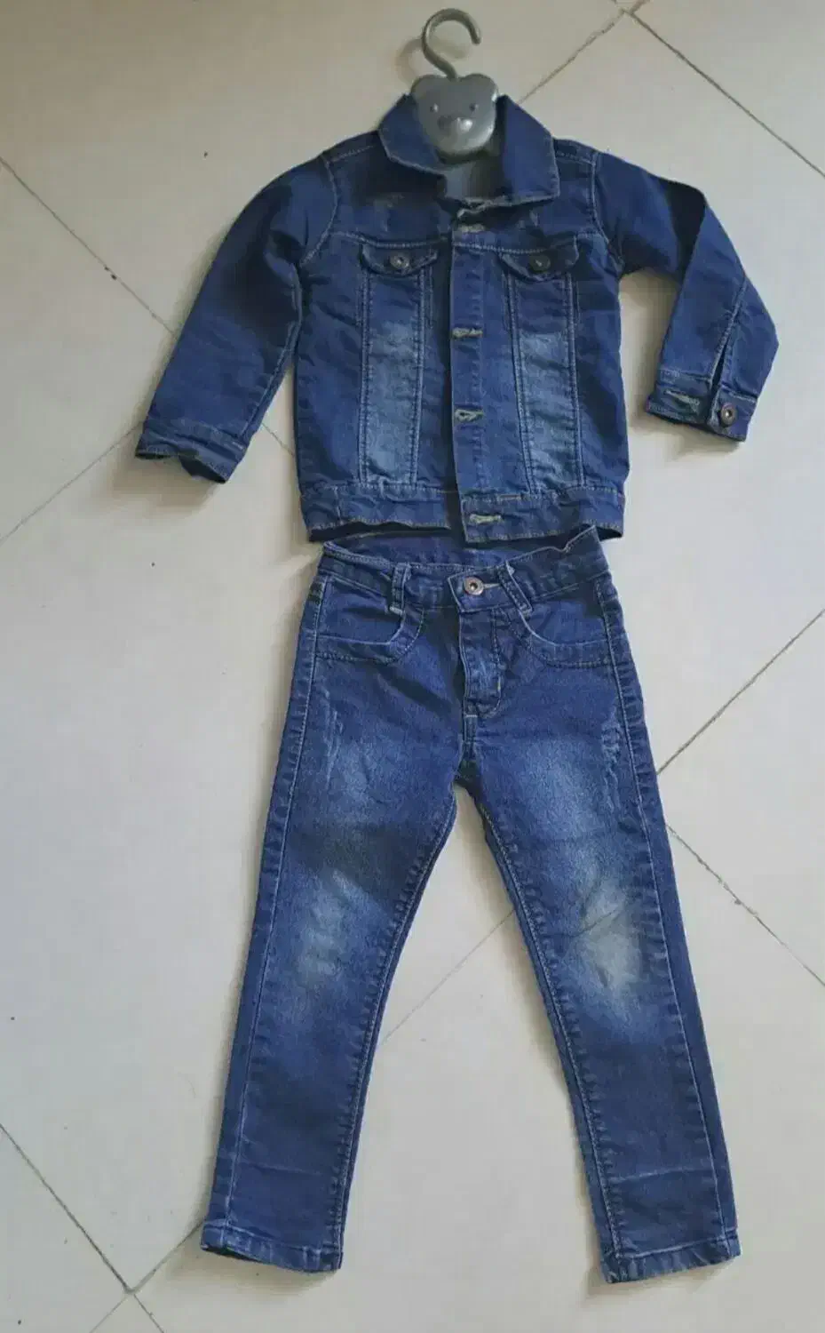 کت وشلوار جین/لی بچگانه و بلوز ست و سوییشرت گپ ترک|کفش و لباس بچه|مشهد, عامل|دیوار
