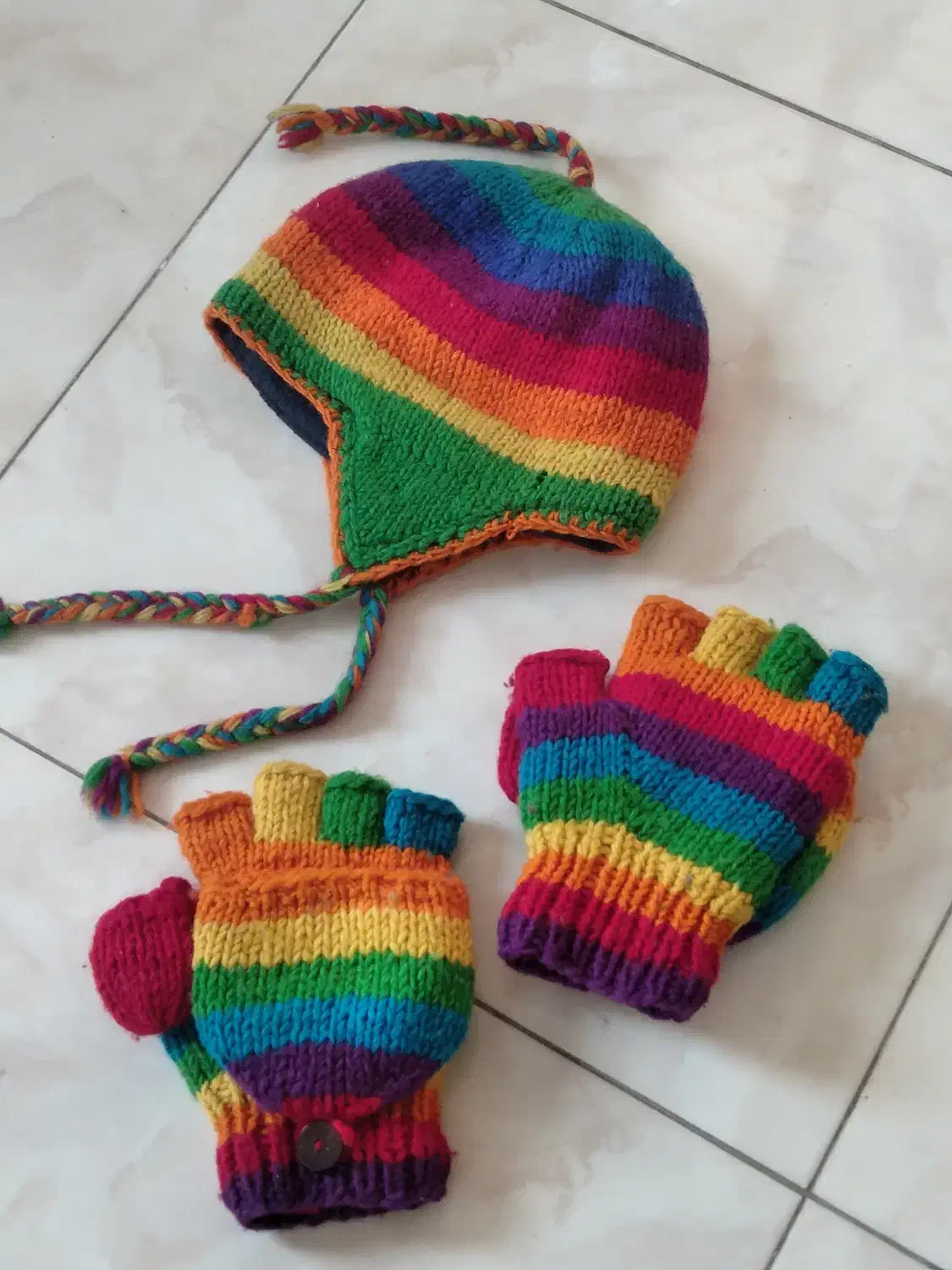 کلاه ودستکش|لباس|تهران, فاطمی|دیوار