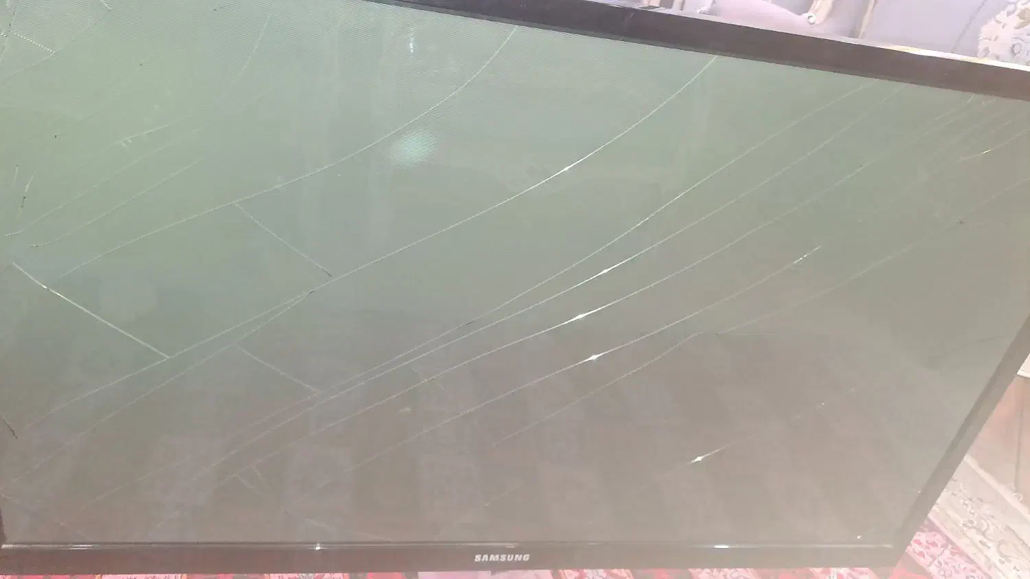 تی وی شکسته ۵۵ سامسونگ|تلویزیون و پروژکتور|تهران, بروجردی|دیوار