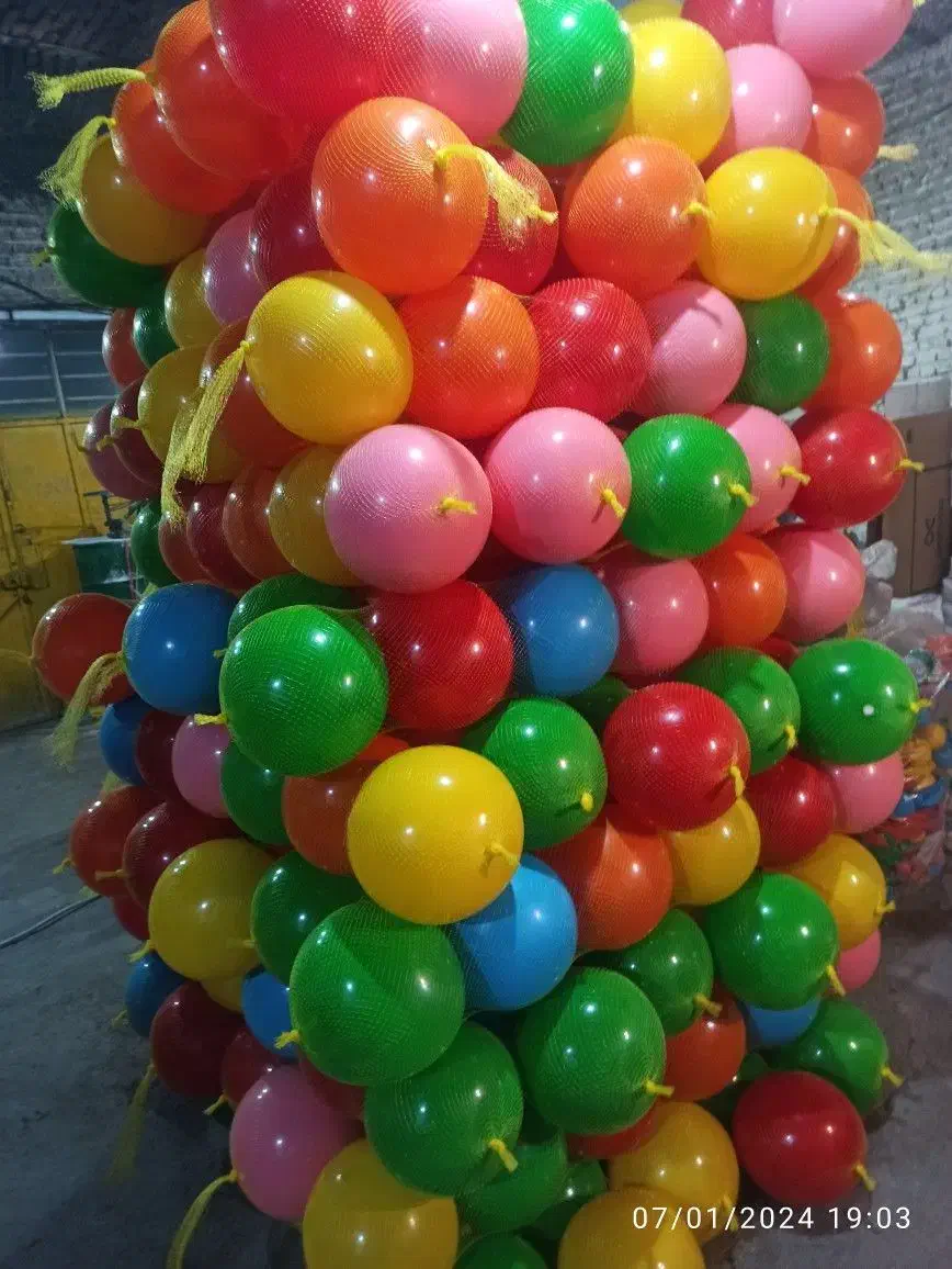 تولید انواع توپ های پلاستیکی و بادی|اسباب‌بازی بچه|شیراز, ارم|دیوار