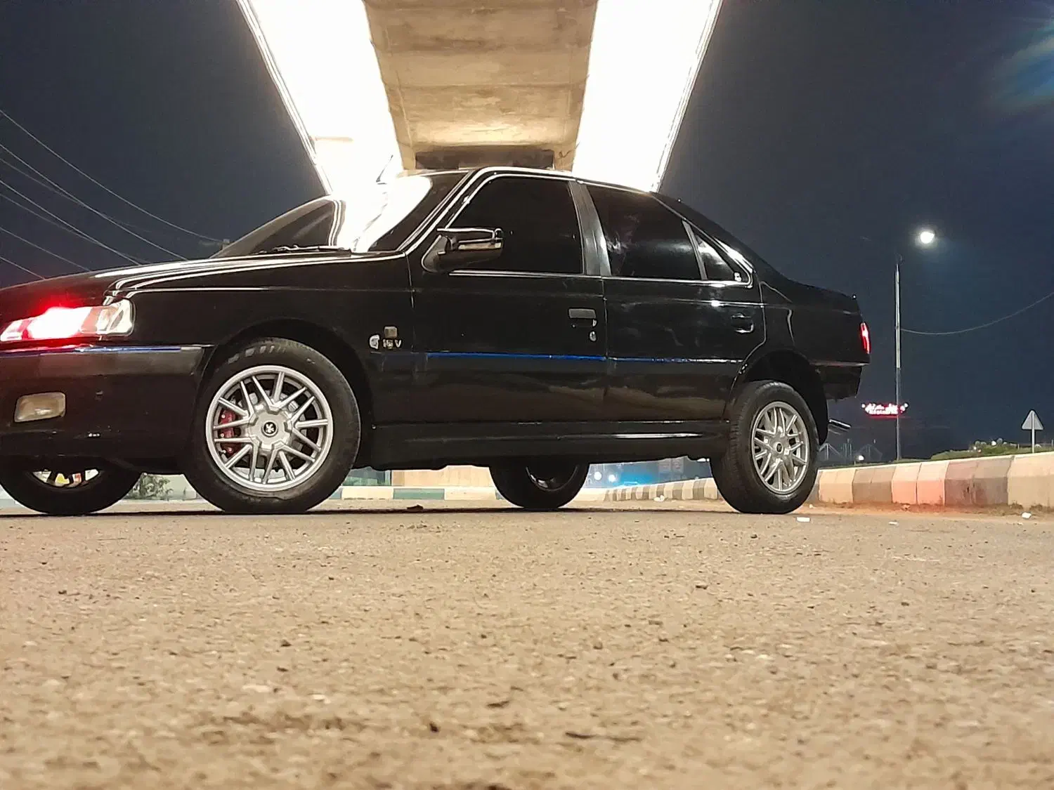 پارس مشکی۸۹ سال سفارشی|خودرو سواری و وانت|اهواز, سپیدار|دیوار