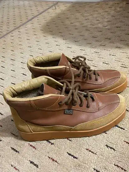 کفش صاق دار|کیف، کفش، کمربند|مهاباد (آذربایجان غربی), |دیوار