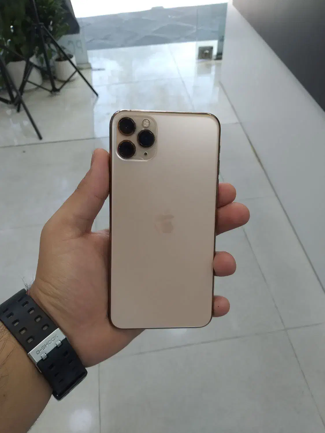 اپل iPhone 11 Pro Max با حافظهٔ ۲۵۶ گیگابایت|موبایل|تهران, تهرانپارس غربی|دیوار