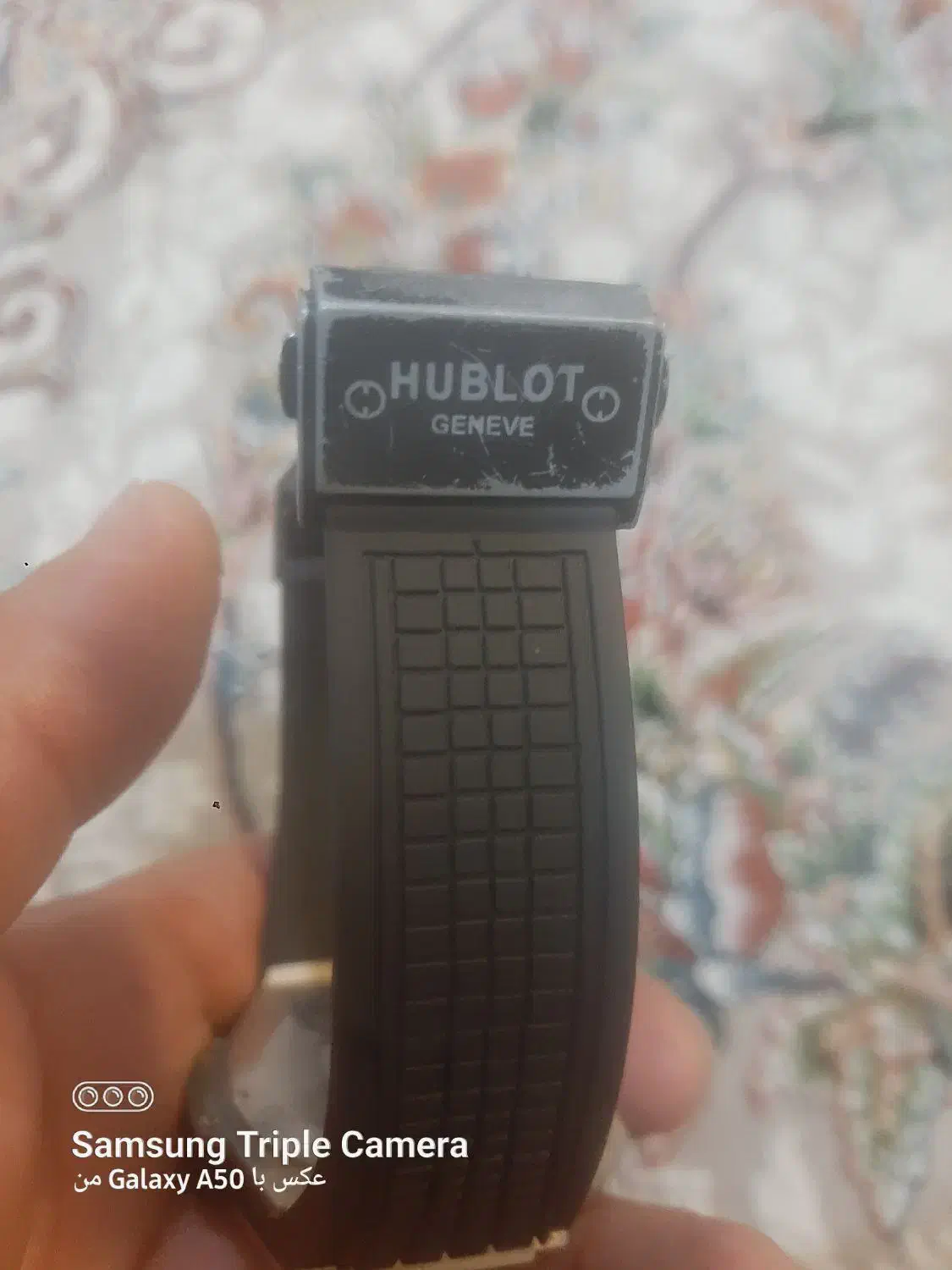 ساعت هابولت سه موتوره|ساعت|رباط‌کریم, مسکن مهر آبشناسان|دیوار