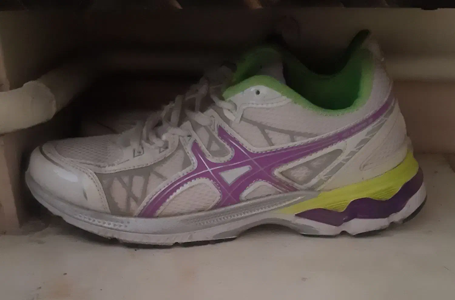 کفش کتونی اورجینال vietnam اسپرت ورزشی|کیف، کفش، کمربند|ری, سرتخت|دیوار