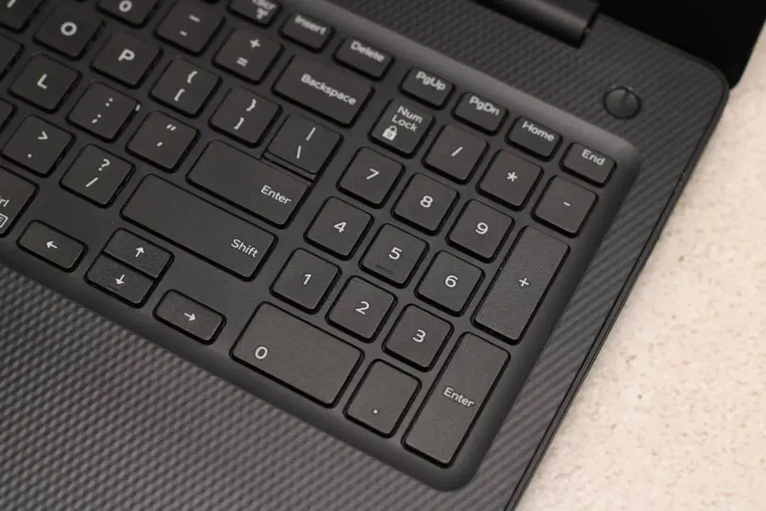 لپتاپ دل لمسی با ۲ گیگ گرافیک مجزا|رایانه همراه|یزد, |دیوار