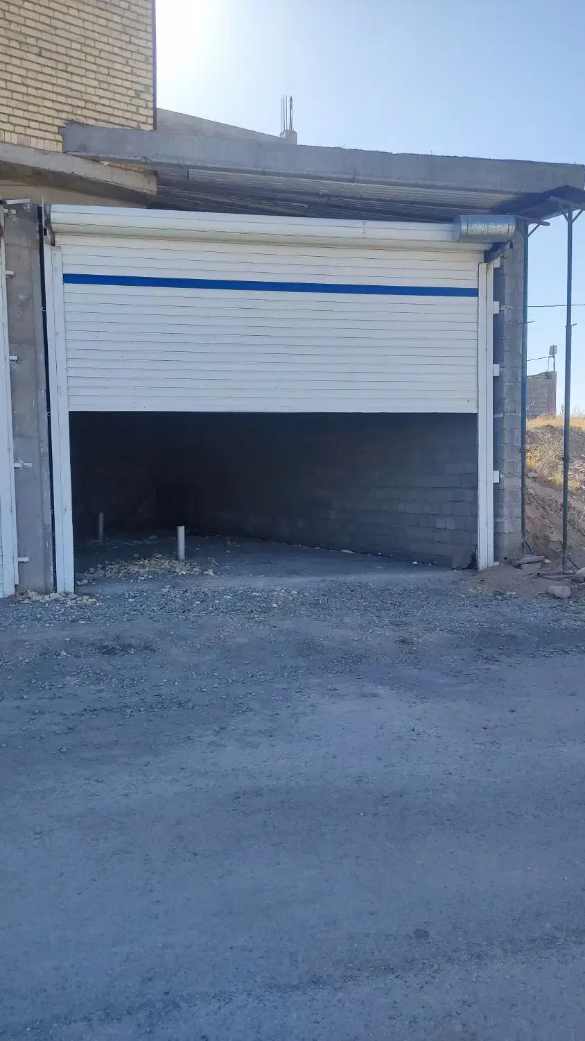 اجاره پارکینگ به متراژ 60متر|اجارهٔ مغازه و غرفه|دیواندره, |دیوار