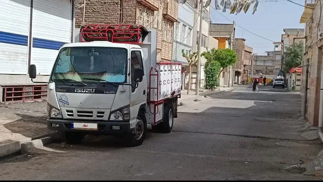 ایسوزو۵۲۰۰|خودرو سنگین|قم, چهل درخت‎|دیوار