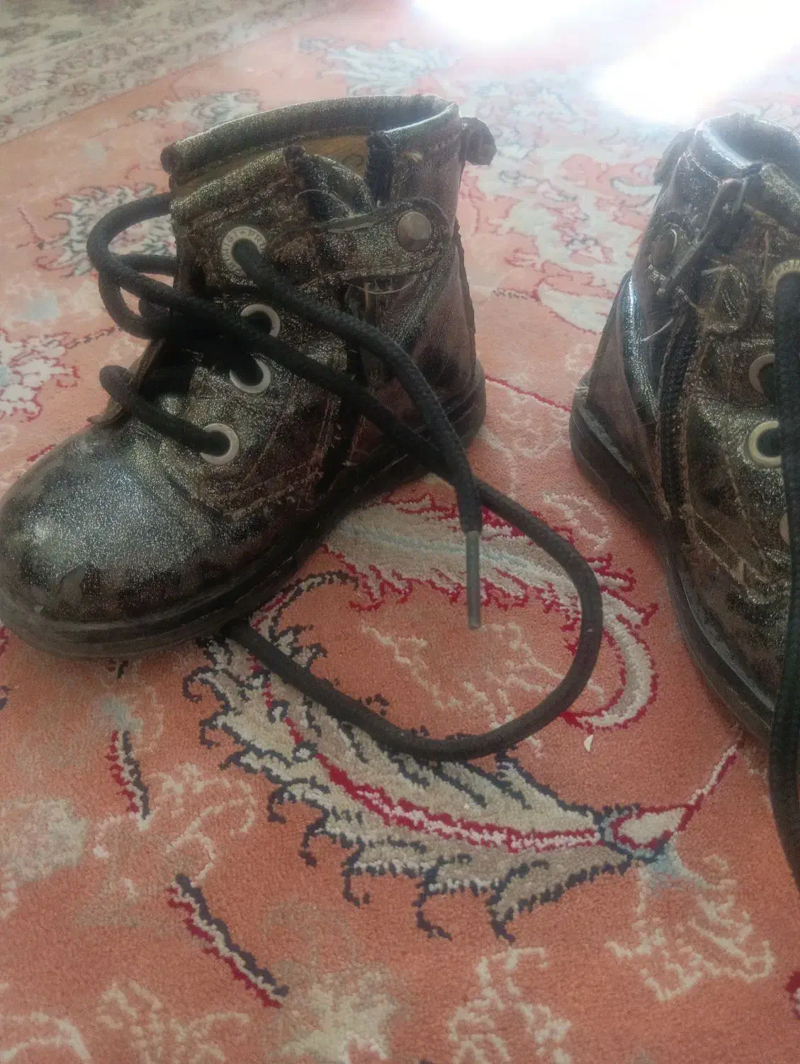 بوت ورنی بچگانه شاین دار خارجی|کفش و لباس بچه|پردیس, فاز ۴|دیوار