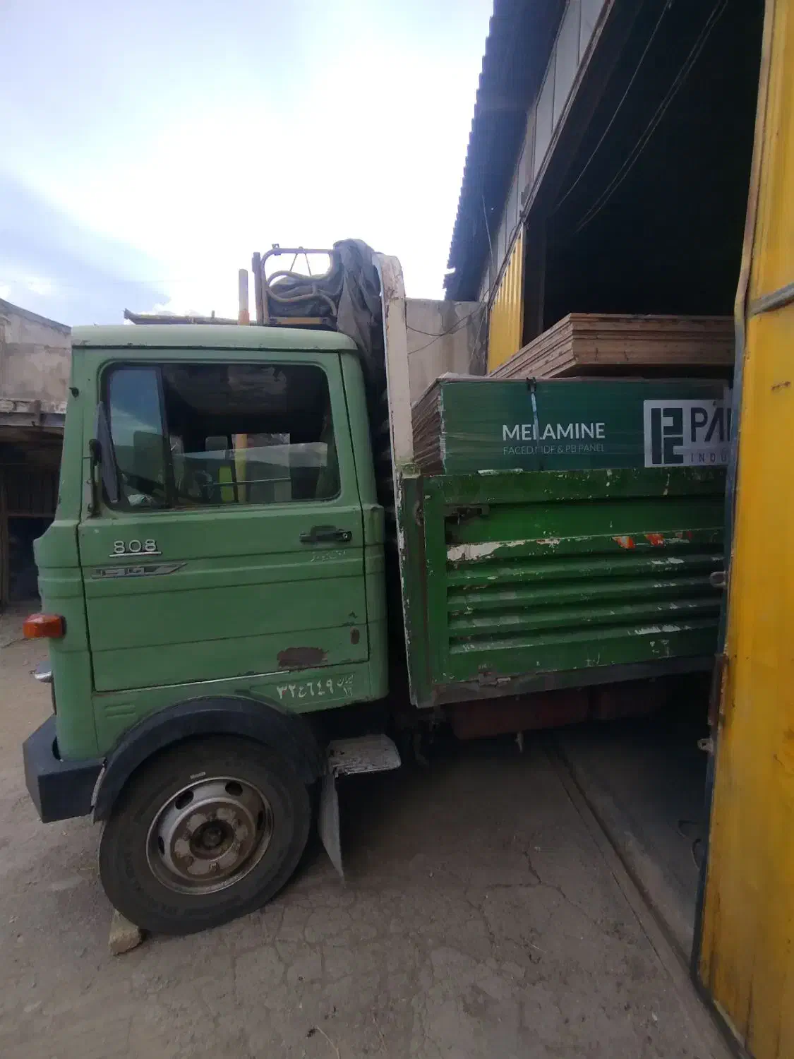 حمل بار با خاور بغل بازشو|خدمات حمل و نقل|اراک, |دیوار