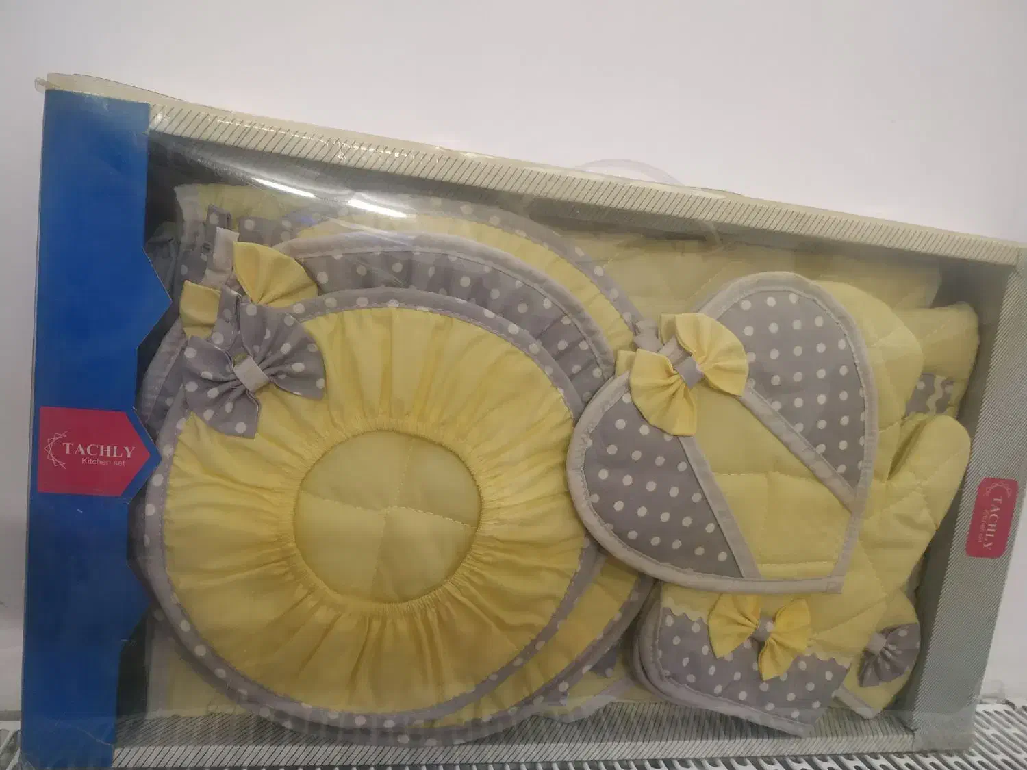 سرویس آشپزخانه ۱۲ تیکه دم کنی|سفره، حوله، دستمال آشپزخانه|قم, انسجام|دیوار