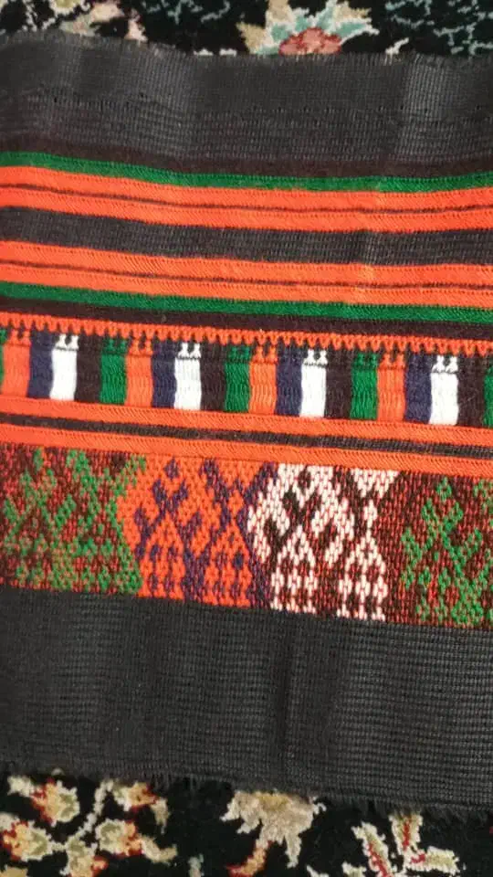 زی میدوزم|لباس|سیب و سوران, |دیوار