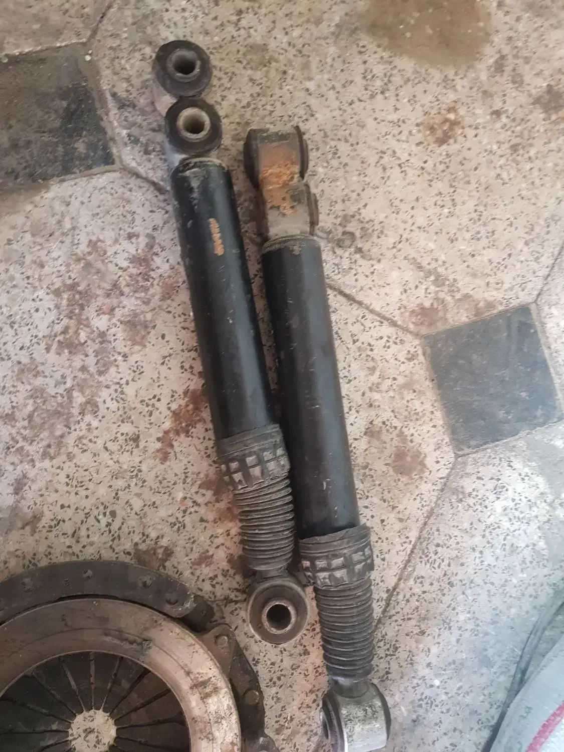 کمک .دیسک صفحه پژو پراید .۲۰۶.۲۰۷.|قطعات یدکی و لوازم جانبی|همدان, |دیوار