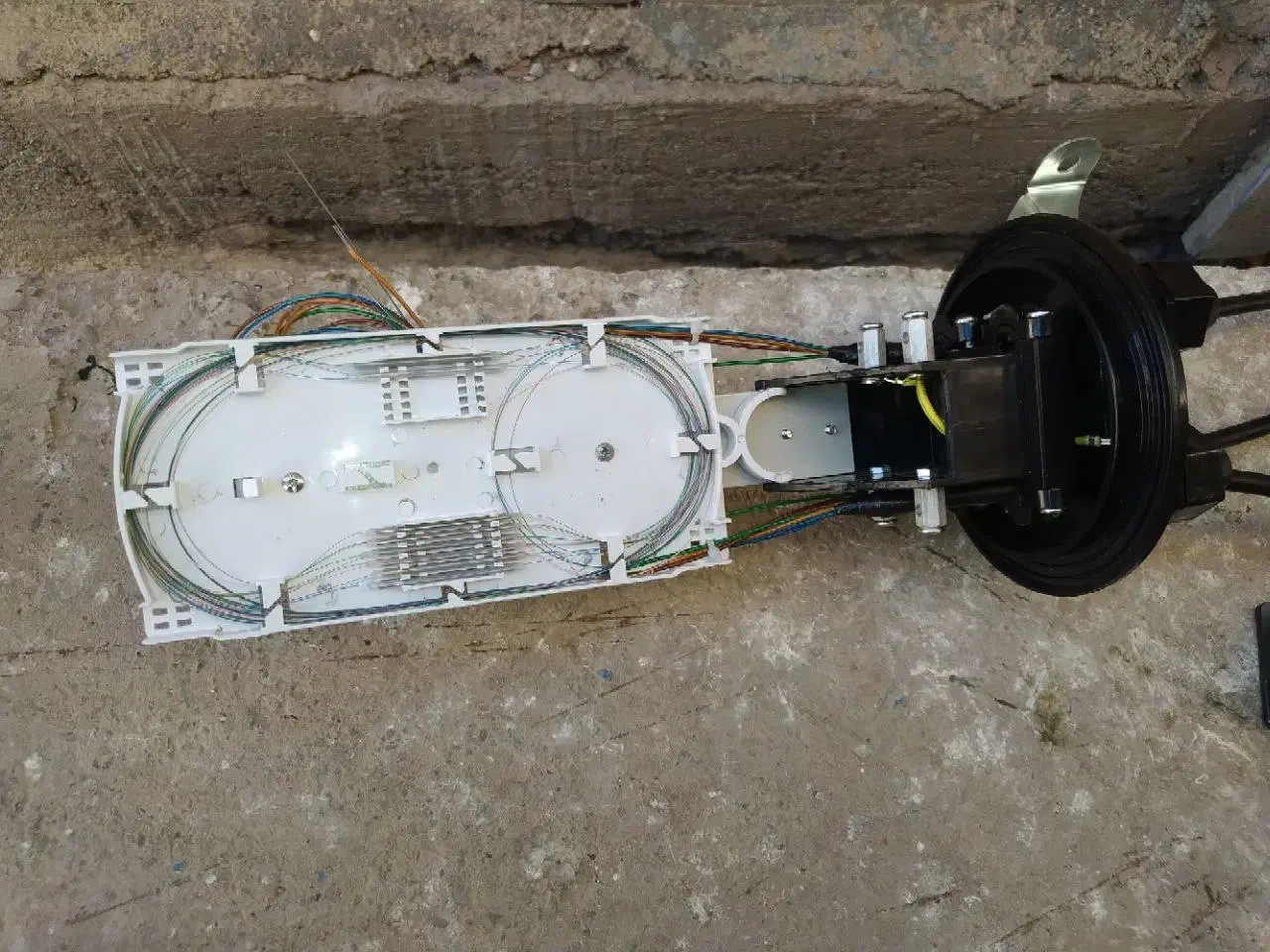 جوش فیوژن فیبرنوری و تست فلوک 8000 خانم آقایی|مودم و تجهیزات شبکه|تهران, بلوار کشاورز|دیوار