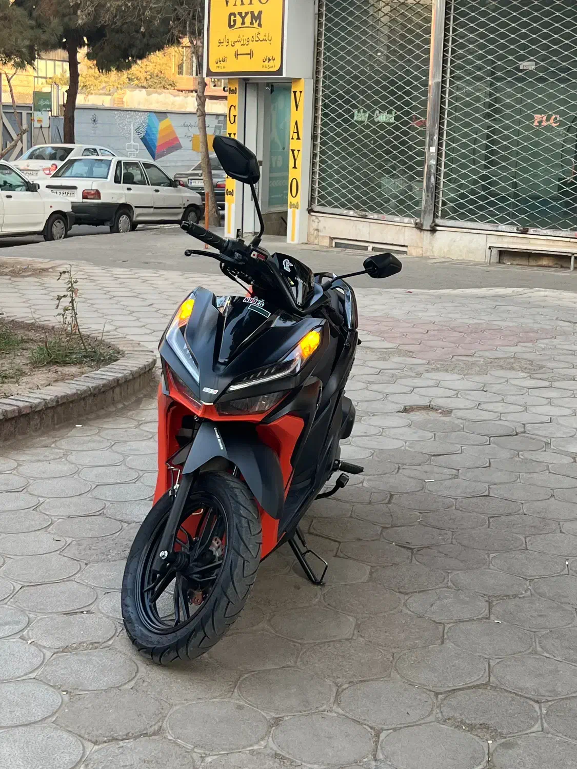 کلیک ۱۸۰ هرم|موتورسیکلت|مشهد, سناباد|دیوار