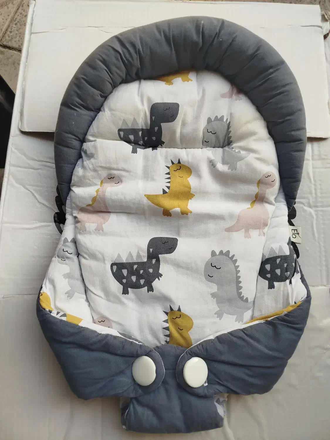 آغوشی نوزاد الا|اسباب و اثاث بچه|پردیس, فاز ۸|دیوار