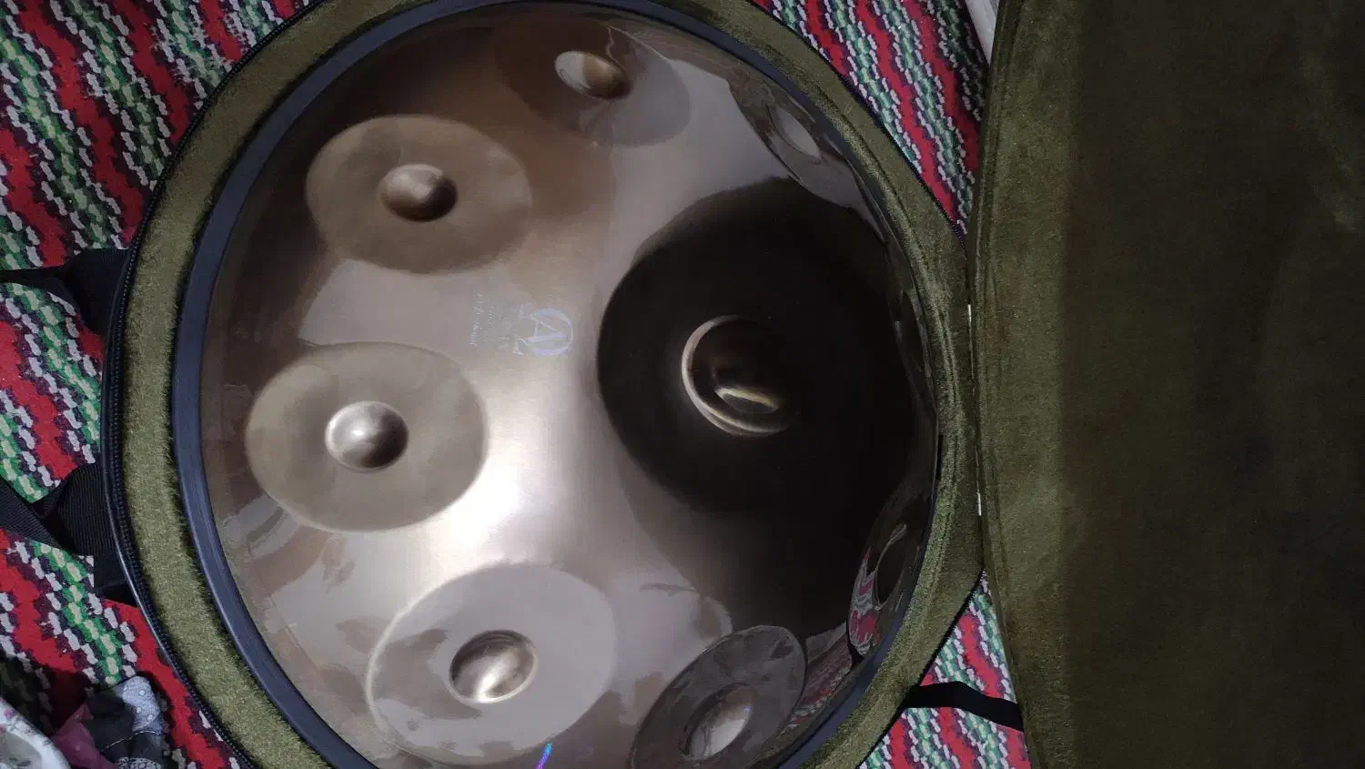 هنگدرام آلفا گُلد|درام و پرکاشن|رشت, انصاری|دیوار