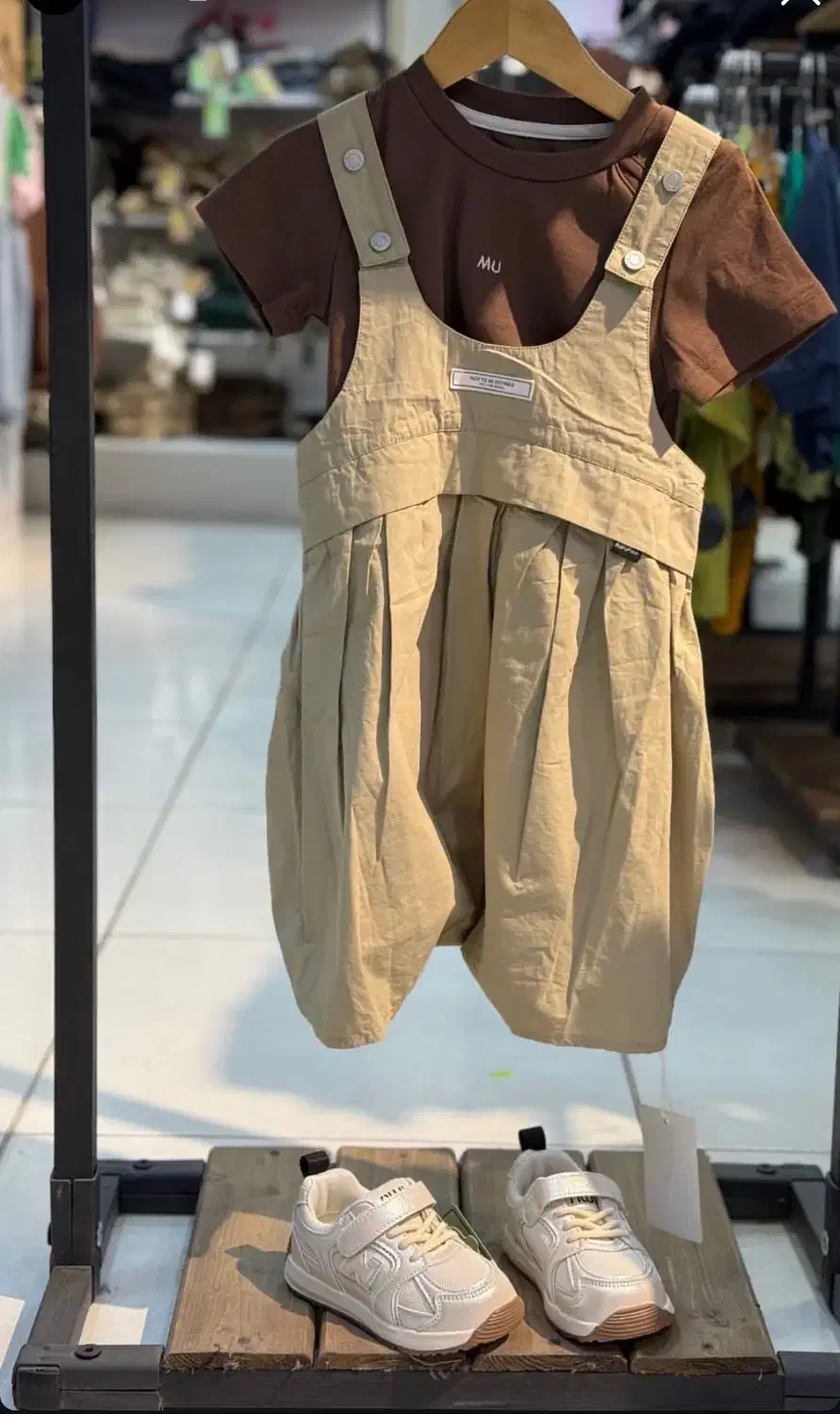 رگال مدرن|فروشگاه و مغازه|رفسنجان, |دیوار