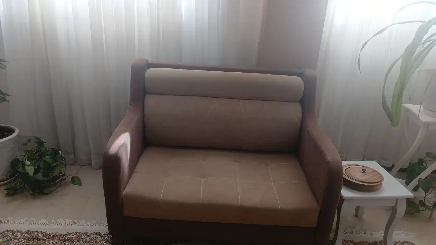 نیم ست 4 نفره|مبلمان خانگی و میز عسلی|شاهینشهر, عطار|دیوار