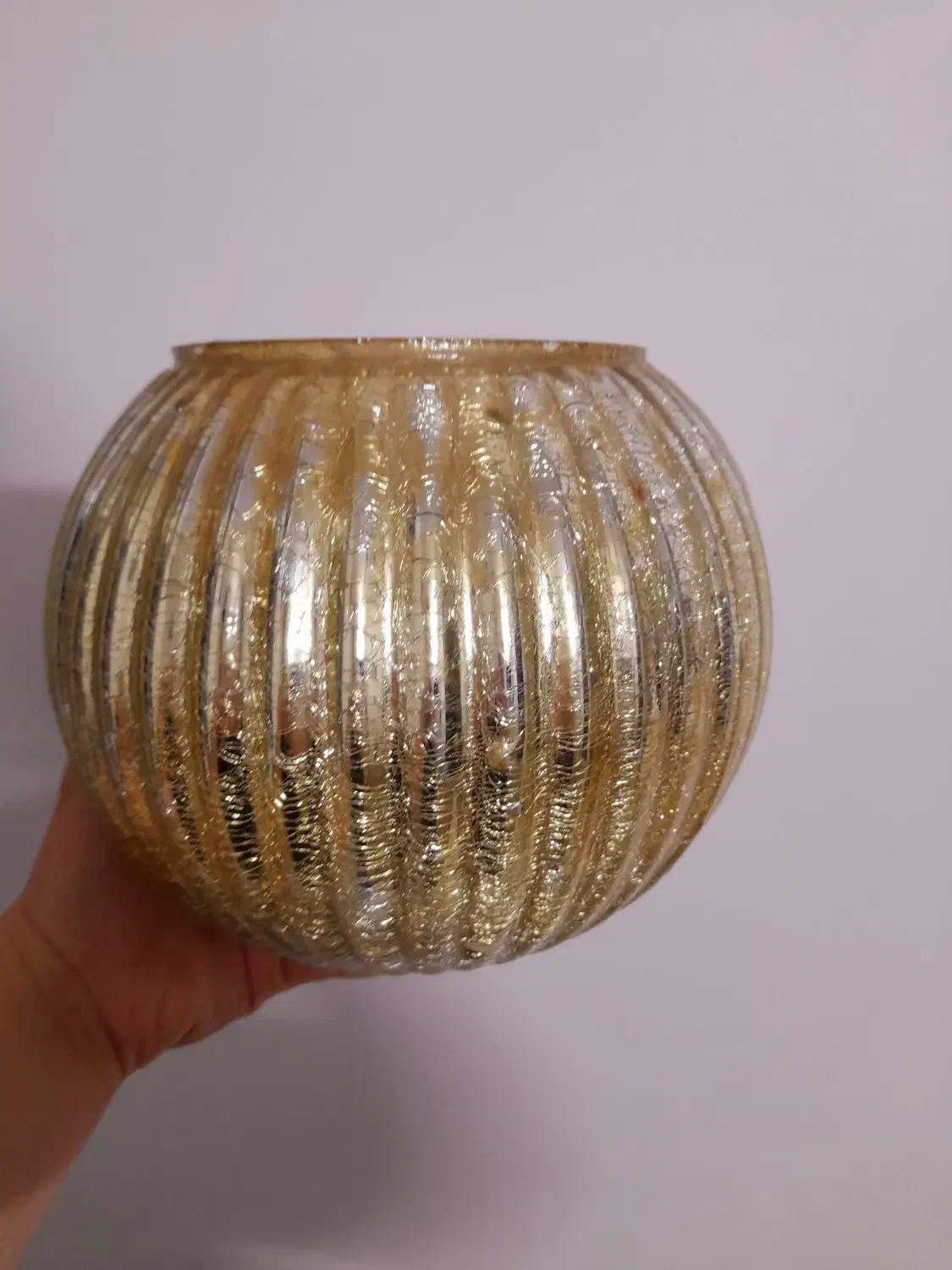 گلدان طلایی کاملا سالم نو شیک وزیبا|کلکسیون اشیاء عتیقه|ساری, |دیوار