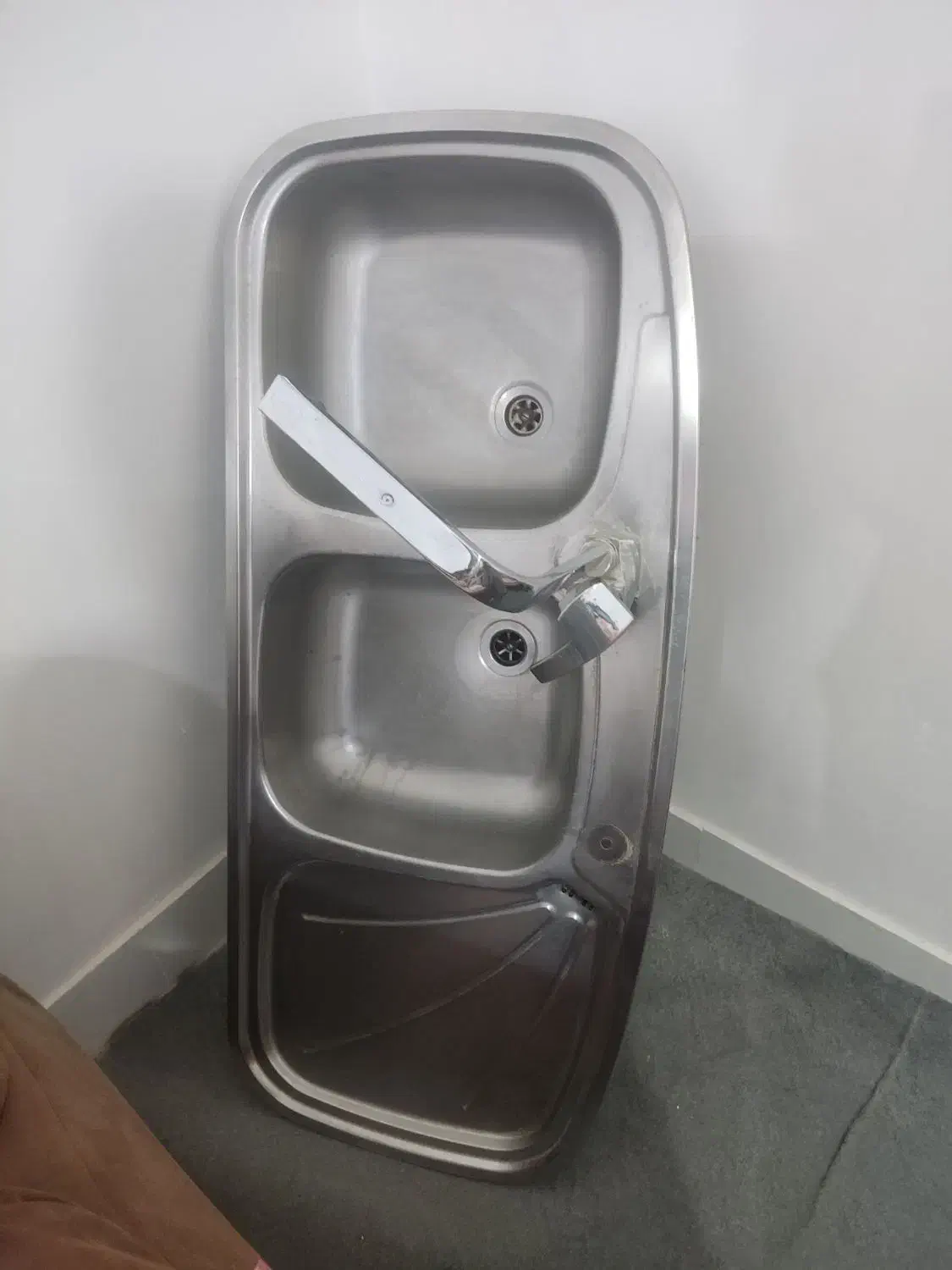 سینک دوقلو|آب‌چکان و نظم‌دهنده ظروف|تربت جام, مسکن ملی|دیوار