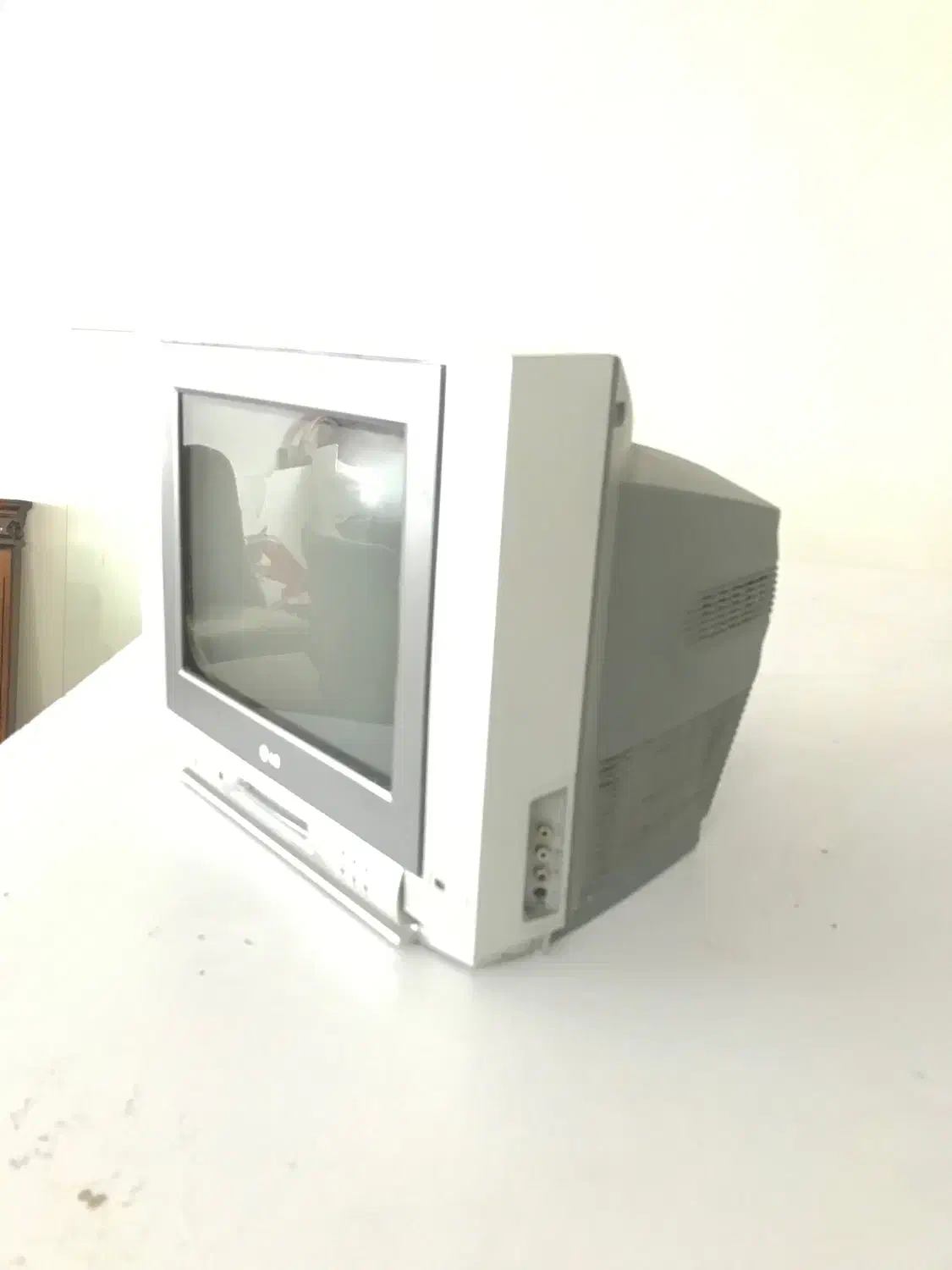 تلویزیون15اینچLG|تلویزیون و پروژکتور|فردیس, شهرک وحدت|دیوار