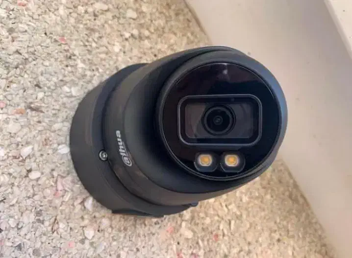 دوربین مداربسته وارم لایت با قاببلیت تشخیص چهره|دوربین مداربسته|سیرجان, |دیوار