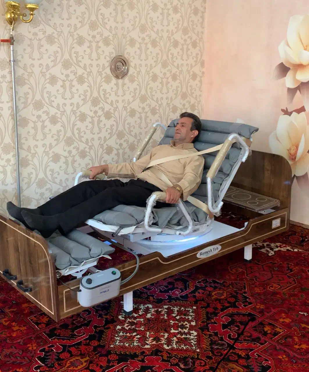 تخت بیمارستانی صندلی شو|تخت و سرویس خواب|تبریز, |دیوار