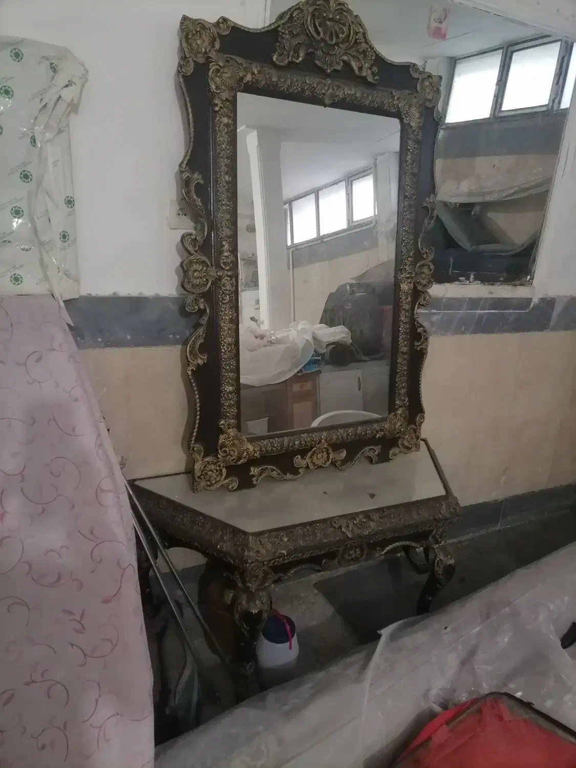 آیینه|آینه|قم, شاه ابراهیم|دیوار